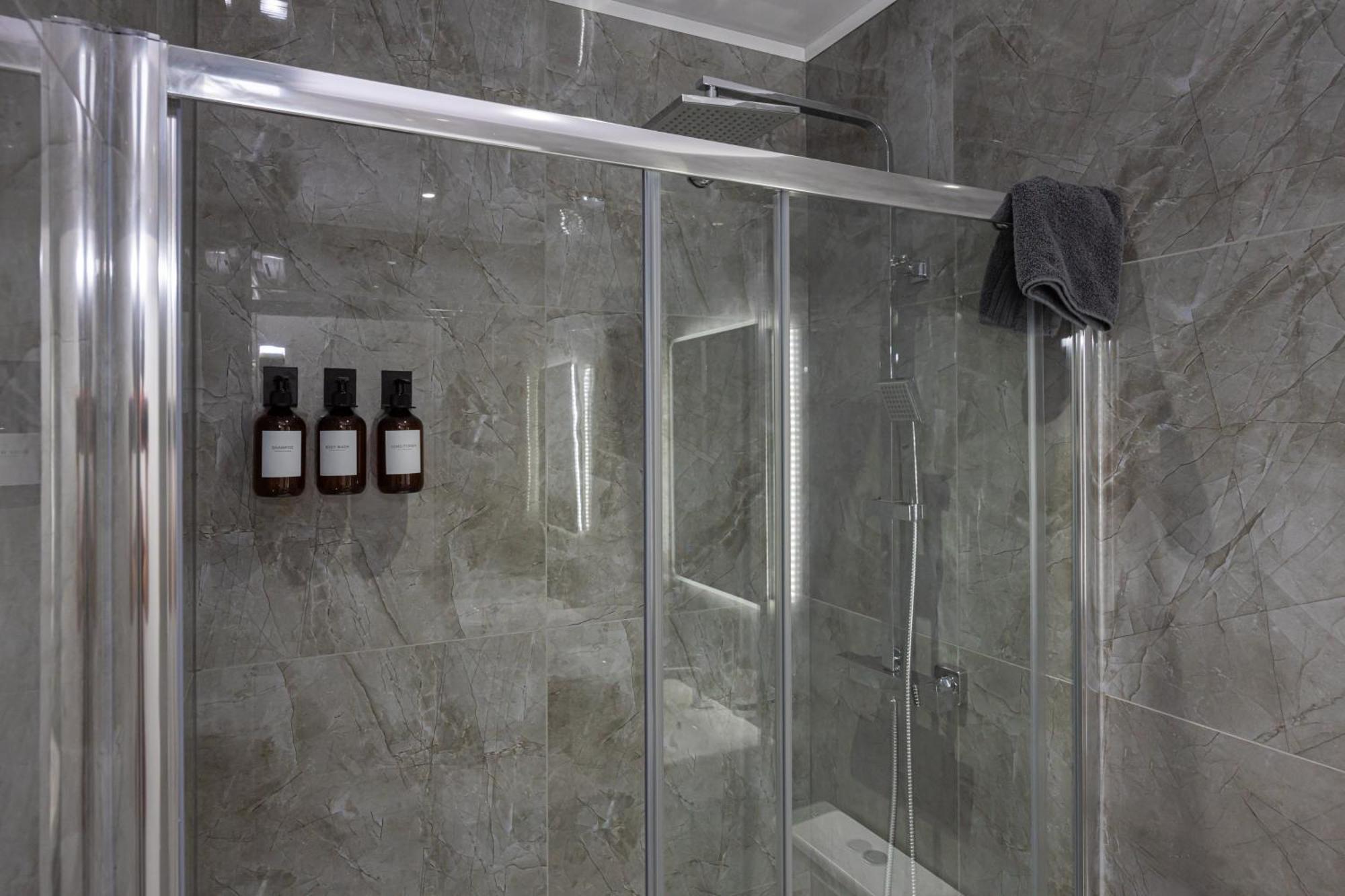 The Kent- Luxury Rooms Манчестер Экстерьер фото